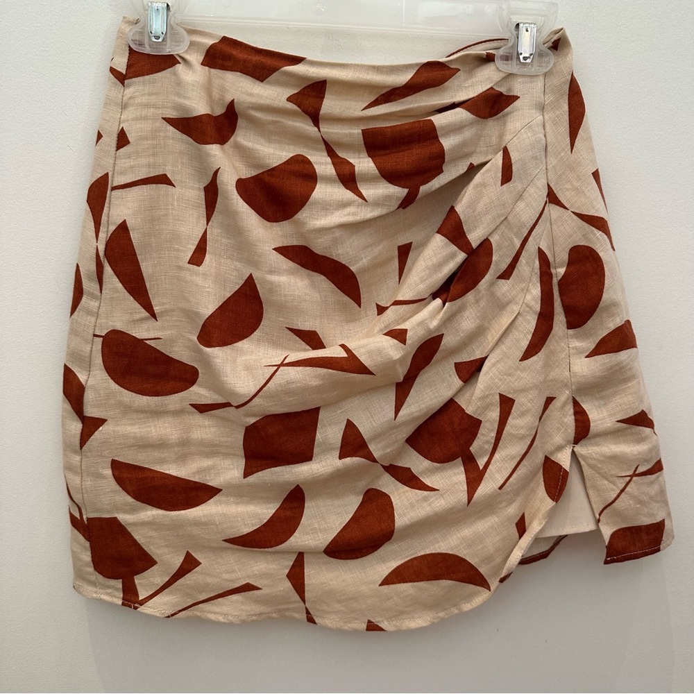 Astr Beige and Brown Abstract Mini Skirt